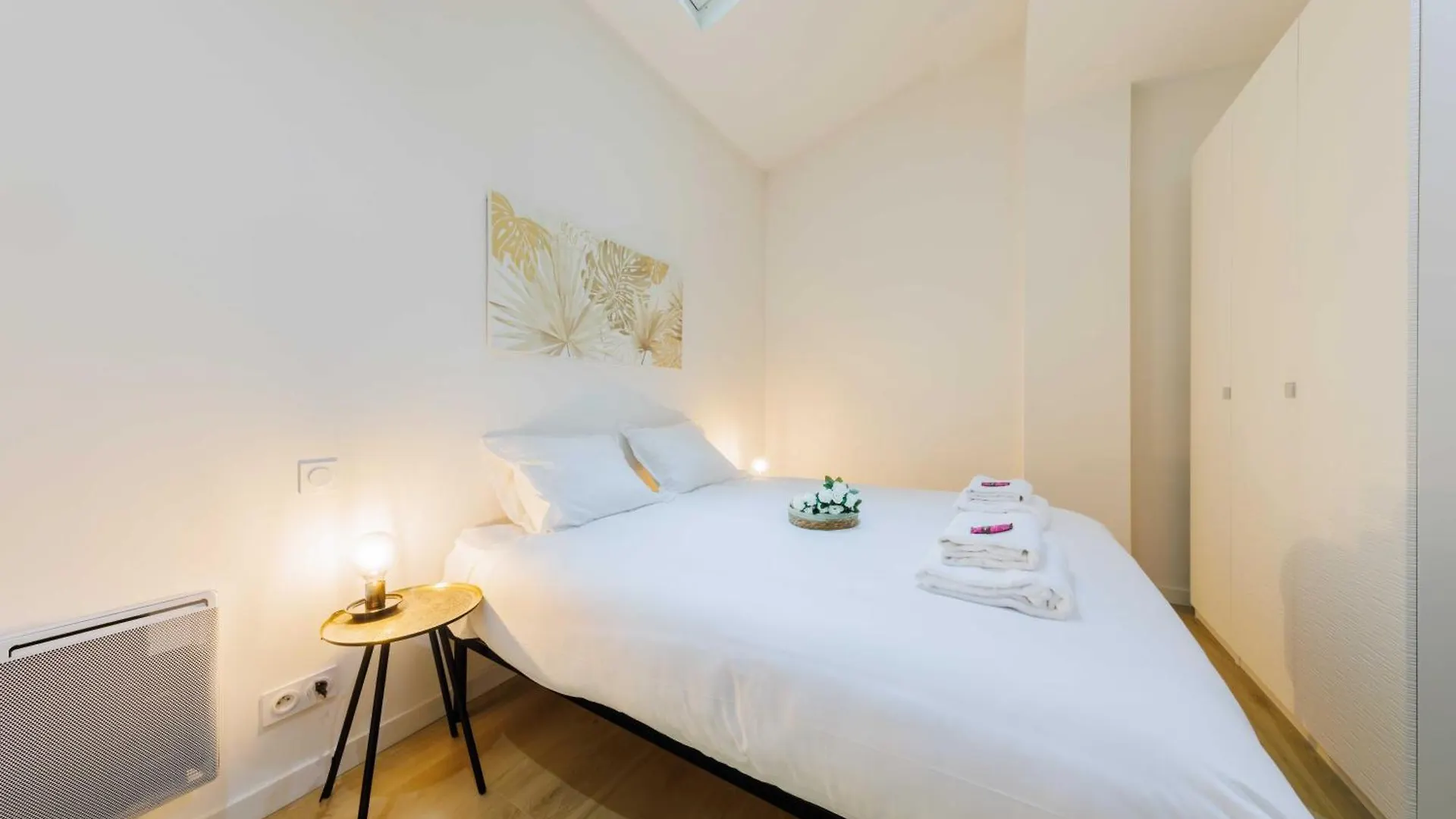 Loft Epure Et Confortable - 6 Pers Voltaire - 11E Paris Apartment