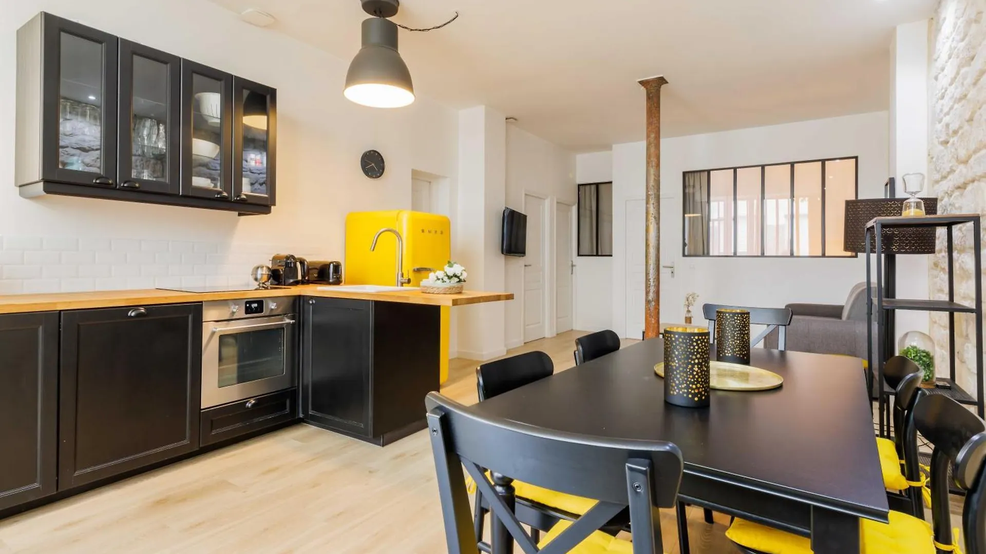 Loft Epure Et Confortable - 6 Pers Voltaire - 11E contacts